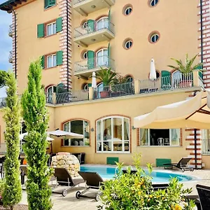 hotel-la-pigna.it-tuscanyhotel.com/